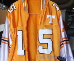 Tennessee Vols. Jacket/Jersey #15